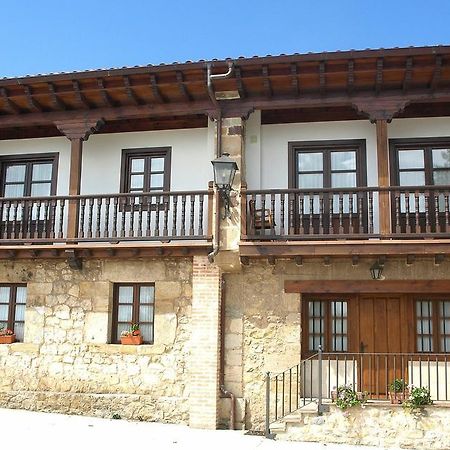 Apartamentos Llave De Santillana 桑提亚纳德玛 外观 照片