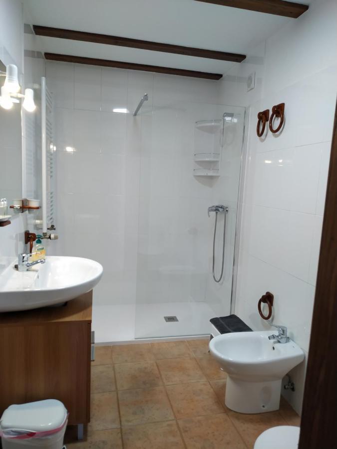 Apartamentos Llave De Santillana 桑提亚纳德玛 外观 照片