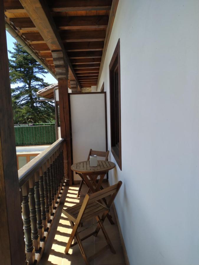 Apartamentos Llave De Santillana 桑提亚纳德玛 外观 照片